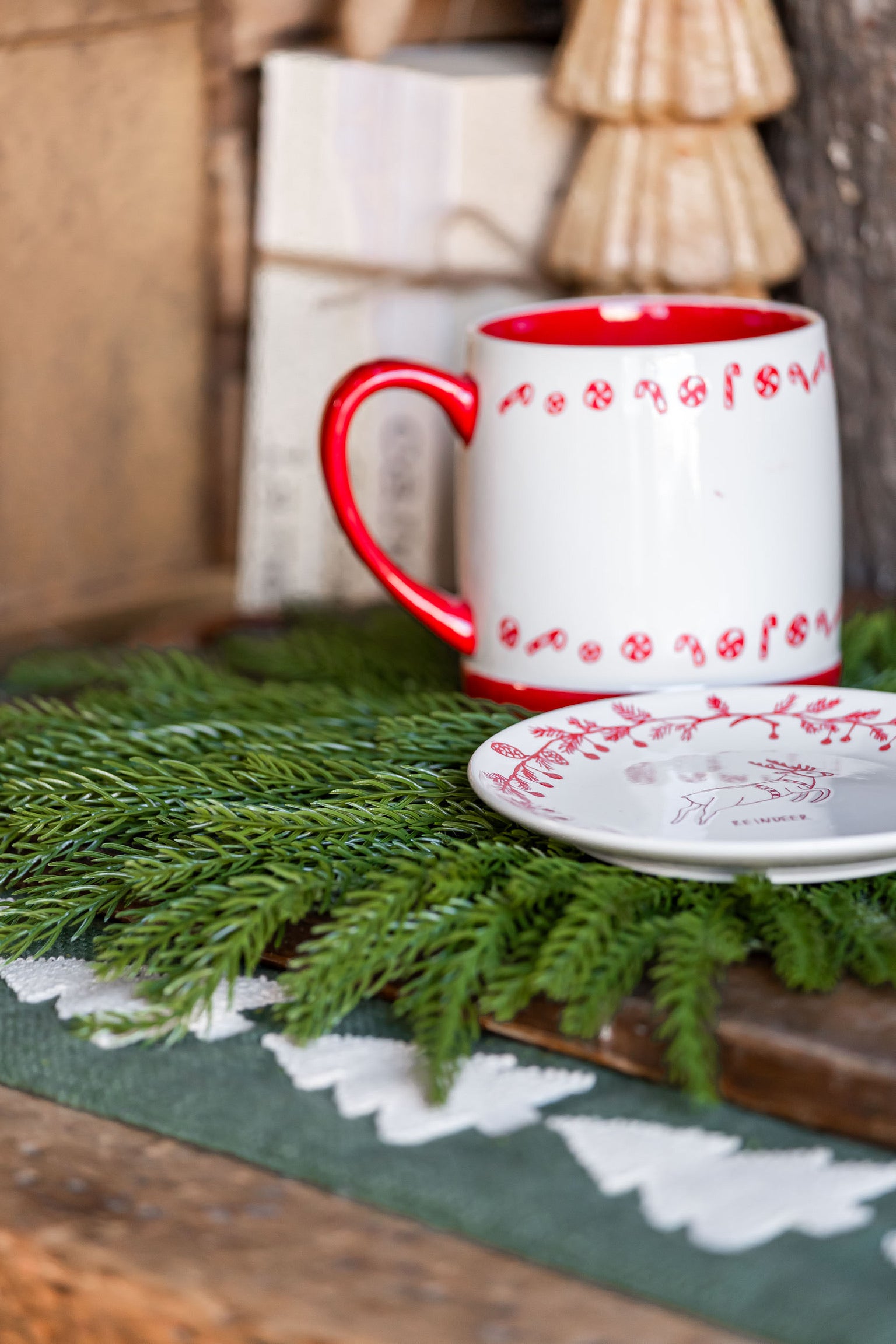 Cedar Placemat Raz Imports