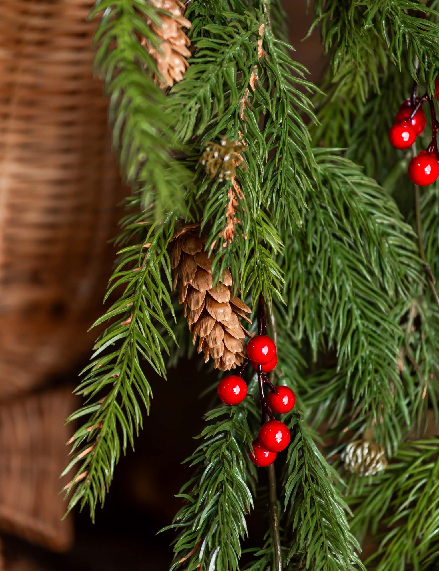 Spruce Berry Hanging Stem Lancaster and Vintage