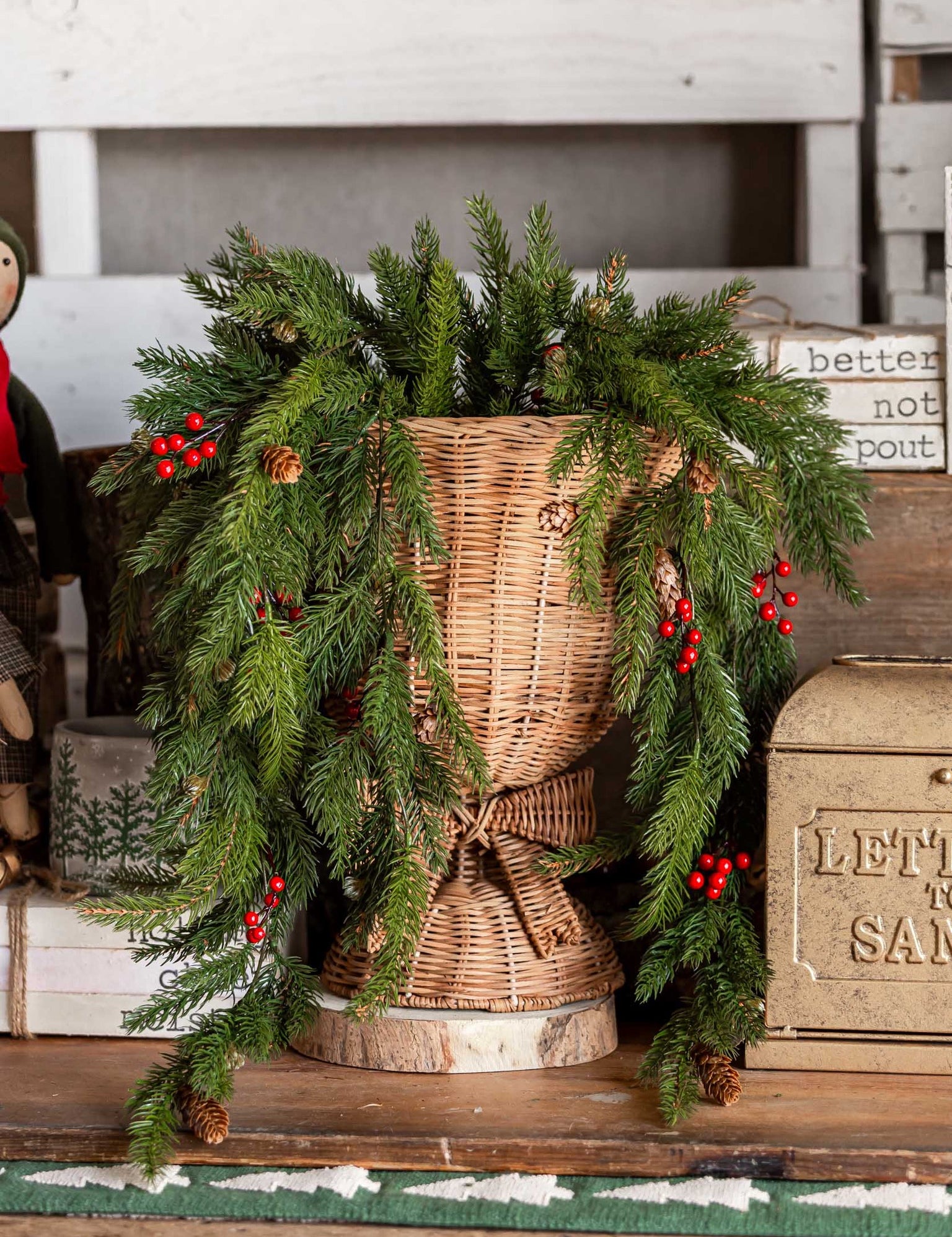 Spruce Berry Hanging Stem Lancaster and Vintage
