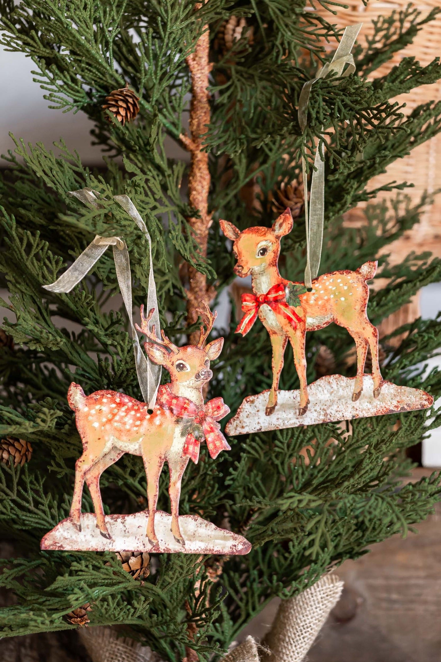 Christmas Reindeer Ornament Ragon House