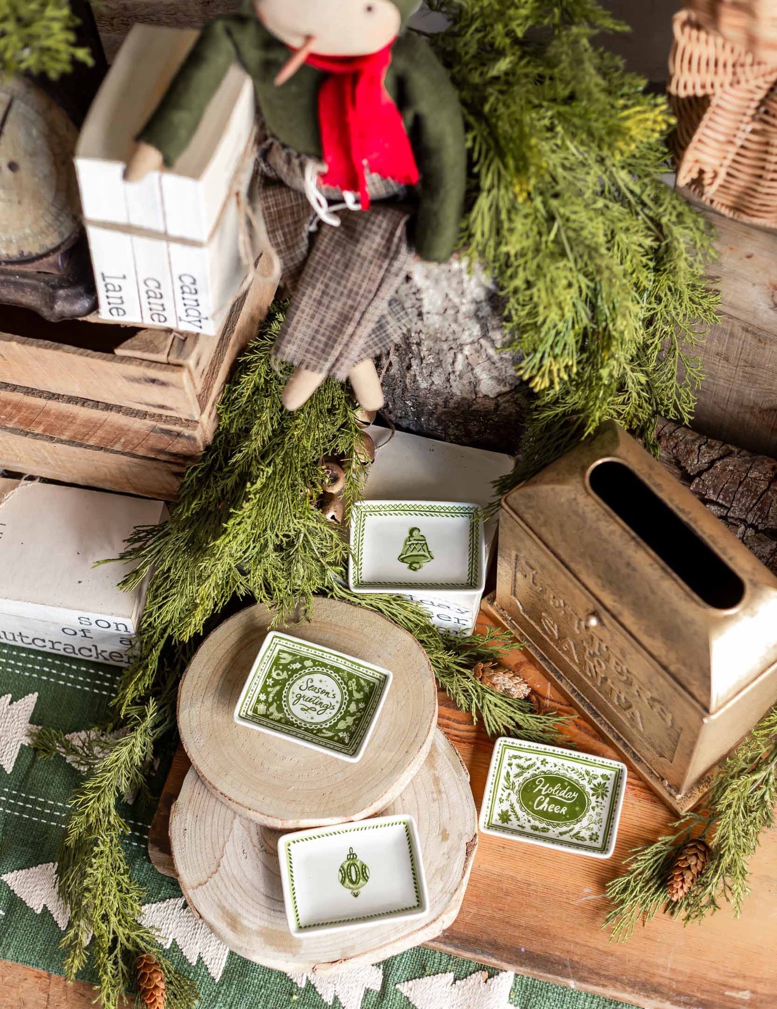 Stoneware Green Holiday Dish Creative Co-Op
