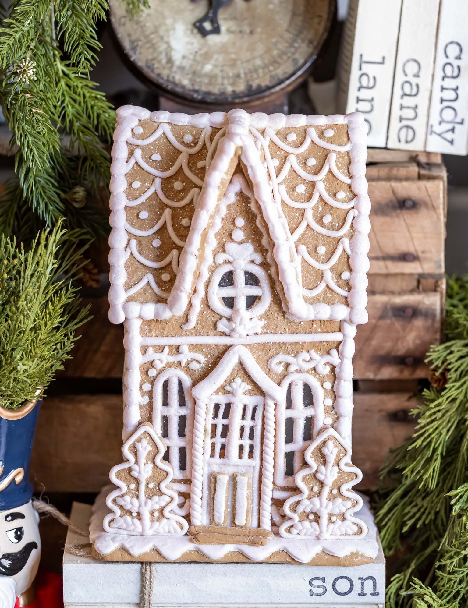 Lighted White Gingerbread House (L) Raz Imports