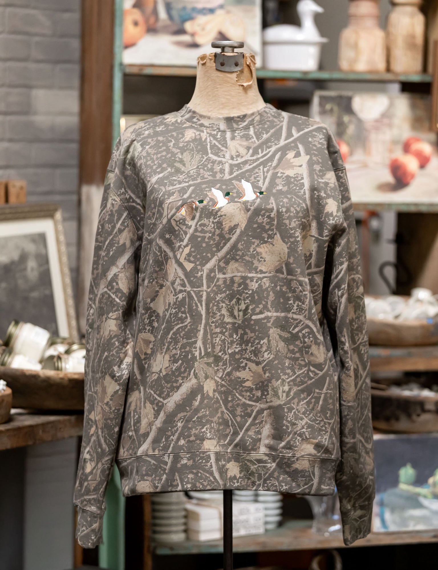 Flying Mallard Ducks Embroidered Camo Crewneck Sweatshirt Fashion City