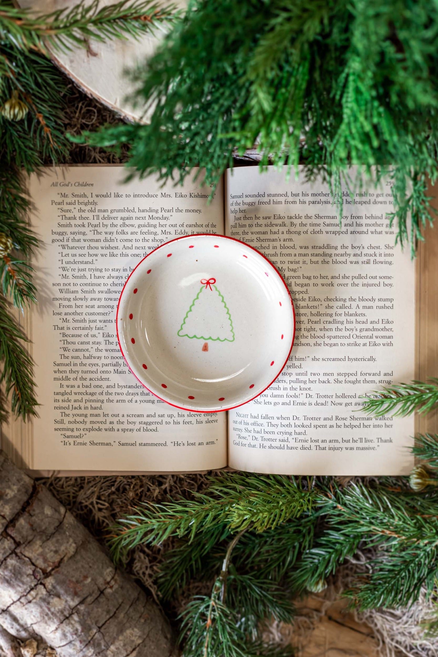 Hand-Painted Stoneware Holiday Dish Creative Co-Op