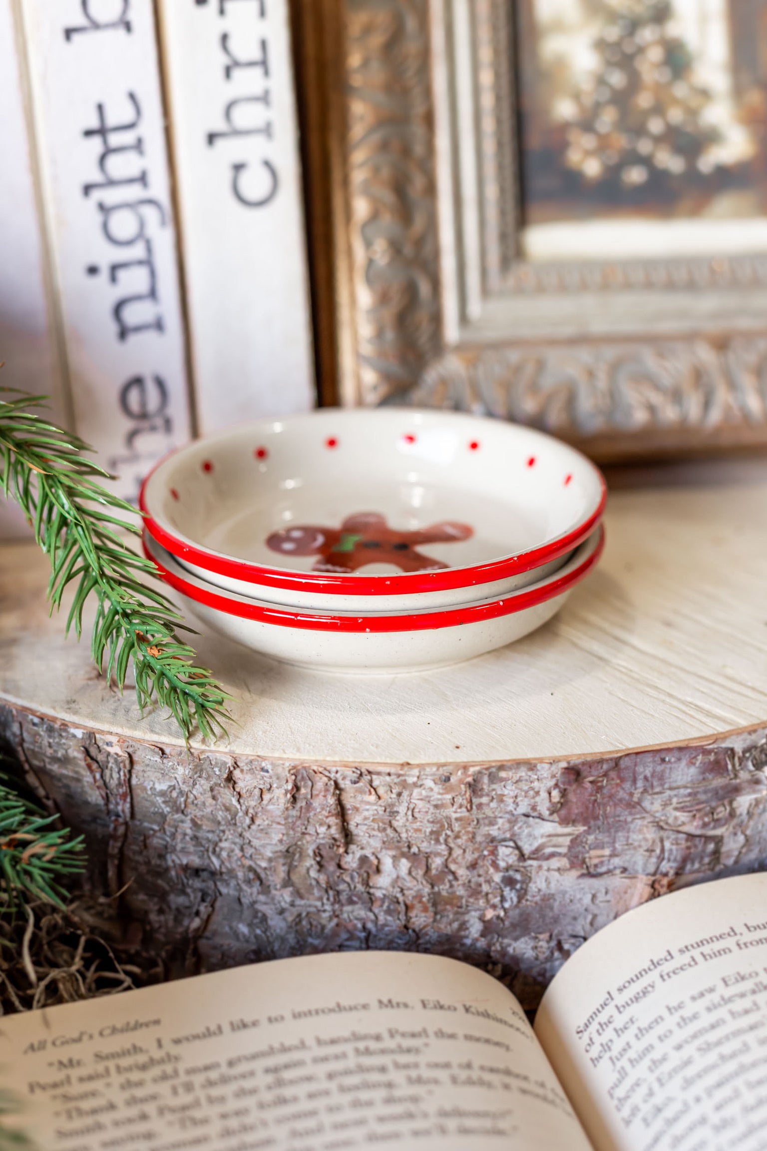 Hand-Painted Stoneware Holiday Dish Creative Co-Op